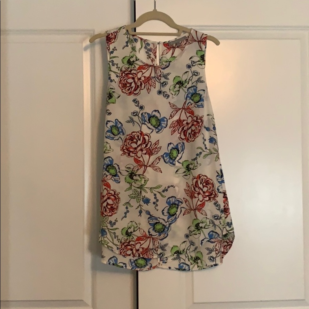 Multi-color floral sleeveless blouse